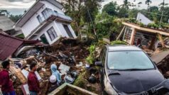Endonezya'da Deprem