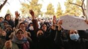İran’da 650 kız öğrenci zehirlendi